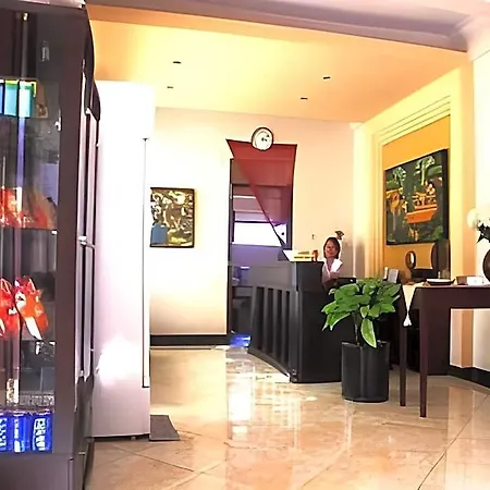 Nirwana Suites